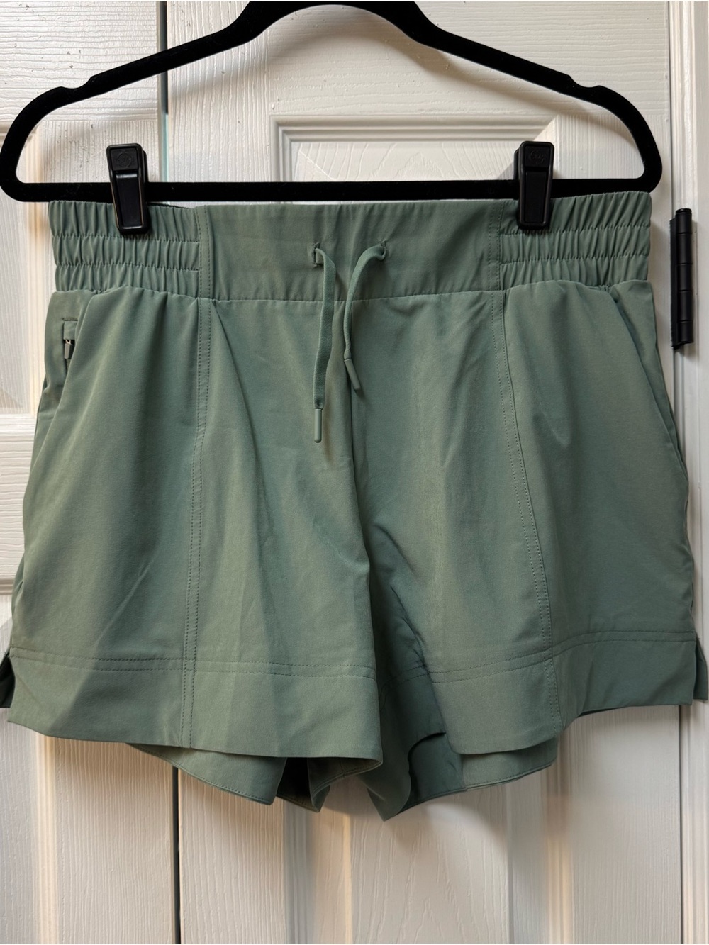 All in motion shorts